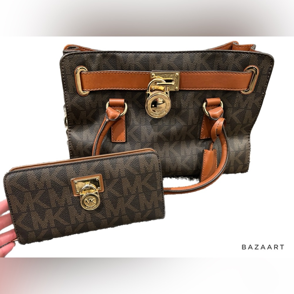 Michael Kors Hamilton bag & matching wallet, great condition